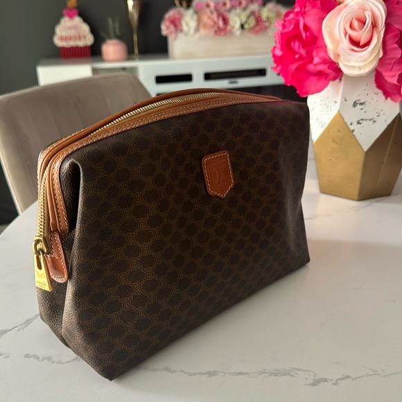 Celine cosmetic pouch - Picture 2 of 11